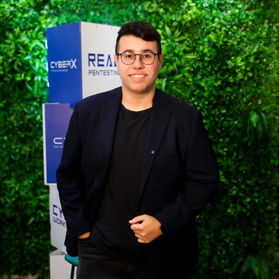 Seminário “As Relíquias da Web: Vulnerabilidades, Exploração e Defesa”